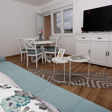 Sunsetview With Balcony * 스플리트