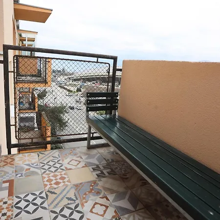 아파트 Sunsetview With Balcony *