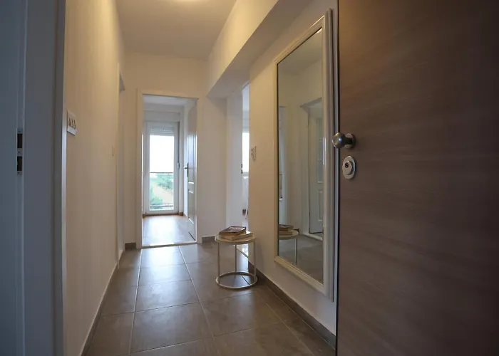 Sunsetview With Balcony Split