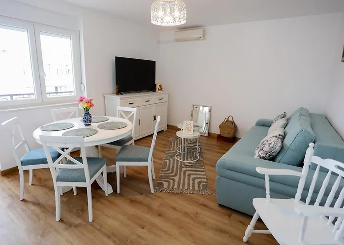 Sunsetview With Balcony Apartment Split