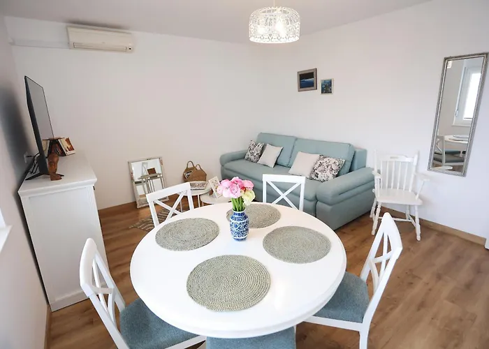 Sunsetview With Balcony Apartment Split